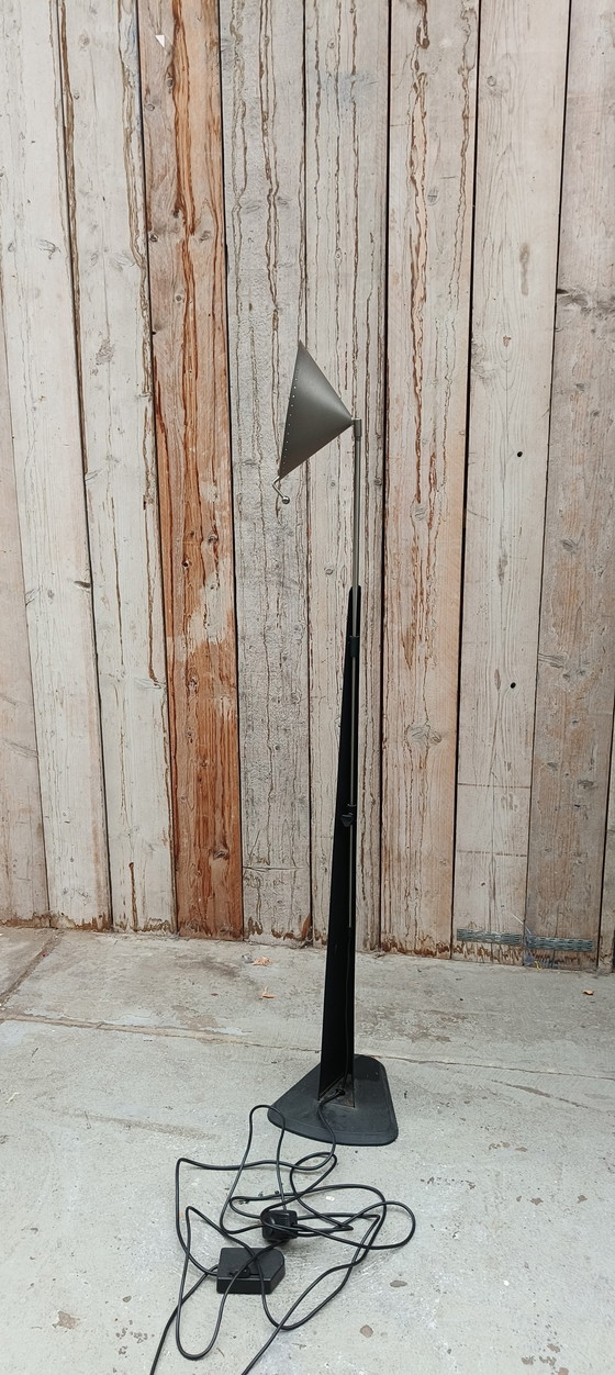 Image 1 of Lampadaire vintage Ikea au design rétro rare des années 90