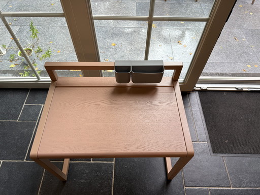 Ferm Living Little Architects table - color pink