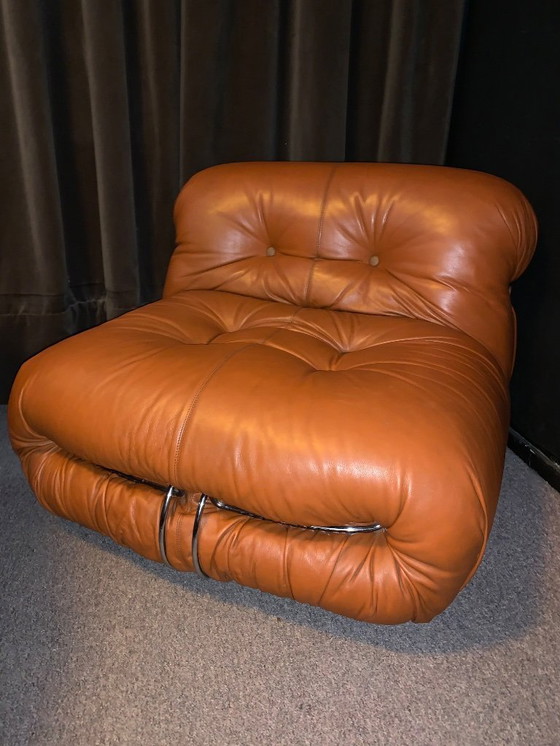 Image 1 of Fauteuil vintage Soriana en cuir, signé Afra et Tobia Scarpa pour Cassina