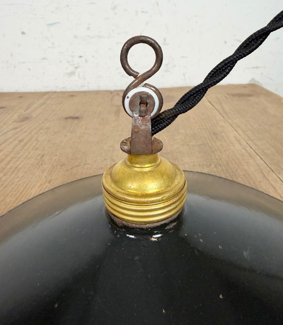 Image 1 of Industriële zwarte emaille lamp, jaren 1930
