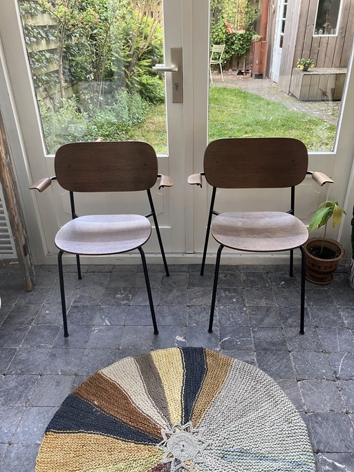 2x Audo Copenhagen Co Eetkamerstoel Met Arm Eiken Zwart