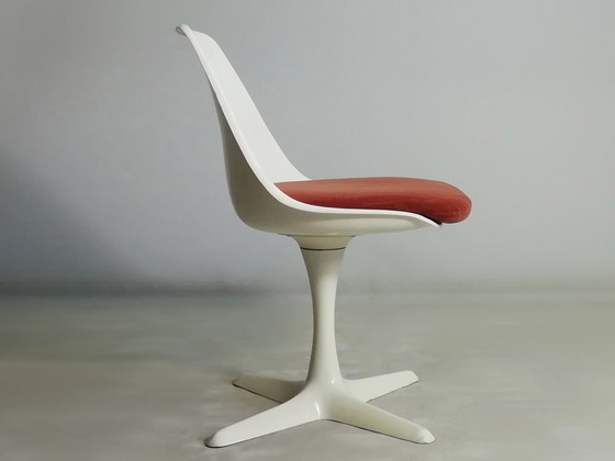 Image 1 of Silla original Arkana Tulip de M. Burke de la colección Star de los años 60. Silla Space Age.