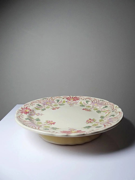 Kurzer antiker Longchamp Ständer mit polychromen Gänseblümchen aus Steingut. – Geschirr, Porzellan (photo 11 of 11)