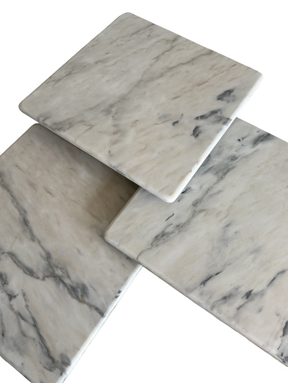Image 1 of Vintage Bianco Carrara marmeren nesting tables, Italië 1960