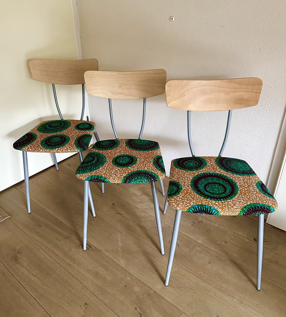 Image 1 of 3x stoelen vintage reconditionné wax africain