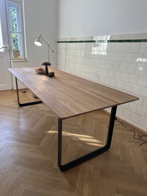 Muuto 70/70 Tisch, 225 x 90, Eiche – Esstische, Holz, Aluminium (photo 5 of 5)