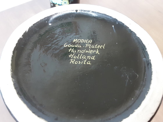 Image 1 of Twee Vintage Vazen Gouda Plateel