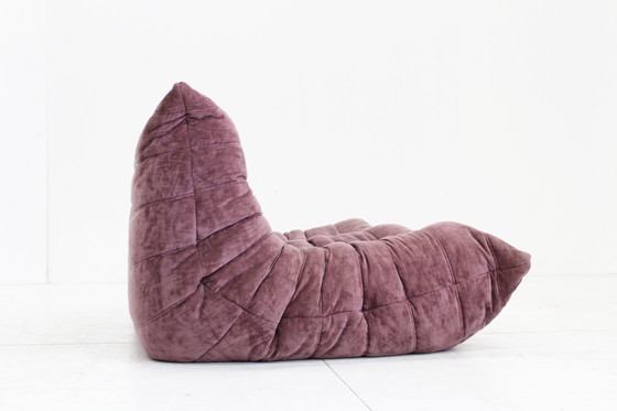 Image 1 of Vintage Togo 2 Sitzer Sofa lila Samt ligne roset Michel Ducaroy