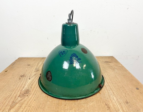 Image 1 of Industrielle grüne Emaille-Fabriklampe, 1960er Jahre