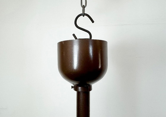 Image 1 of Grote industriële bakelieten dubbelzijdige fabrieksklok van Pragotron, jaren 50