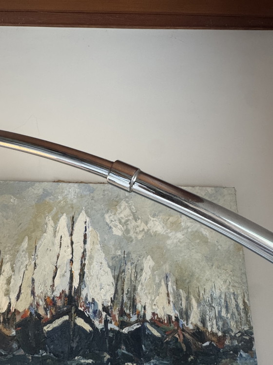 Image 1 of Large vintage Italian arc floor lamp – 1970s – Marble, chrome & opaline diffuser
