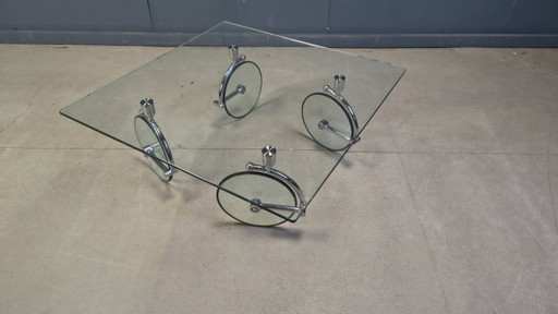 Table basse en verre à roulettes, années 1980