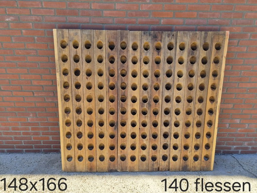 Portabottiglie per 140 bottiglie