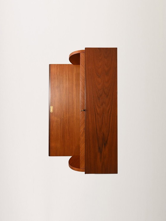 Image 1 of Secrétaire scandinavo in teak degli anni '50 con maniglie scolpite allungate