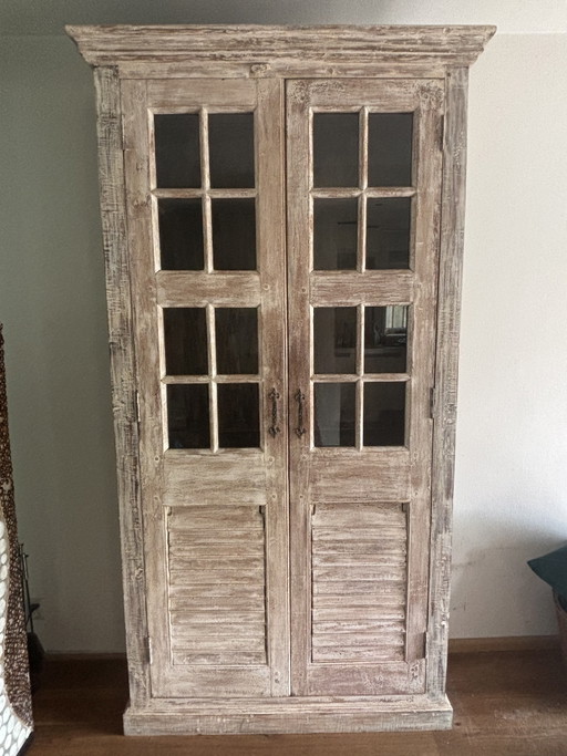 Prachtige houten kast van Nijhof Baarn
