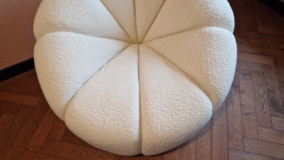 Fauteuil pivotant Peppo de Kare Design (bouclé blanc) – état impeccable – Textile (photo 8 of 8)