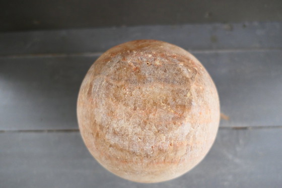 Image 1 of Antique Egyptian vase Alabaster natural tones