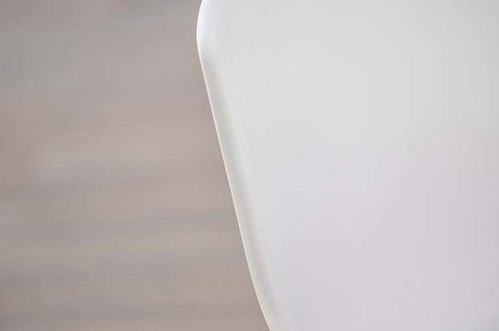 Image 1 of Knoll Plastic Side Chair Ontvangststoel