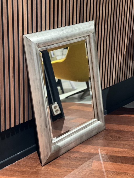 Wall mirror with silver-look wooden frame (50x60 cm)
