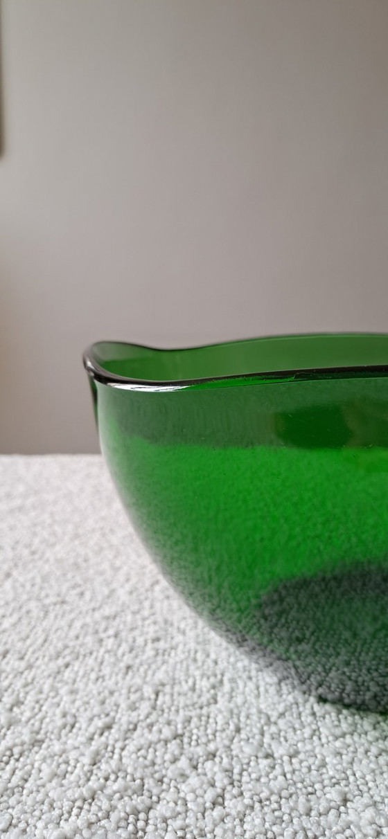 Image 1 of Ciotola da insalata vintage color verde smeraldo, prodotta in Francia.