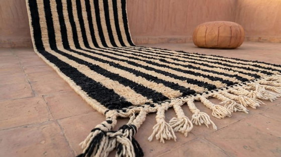 Traditioneel Marokkaans Berberkleed, handgemaakt, afmeting 300/75 cm – Aime Té, Vloerkleden en tapijten, Wool (photo 6 of 7)