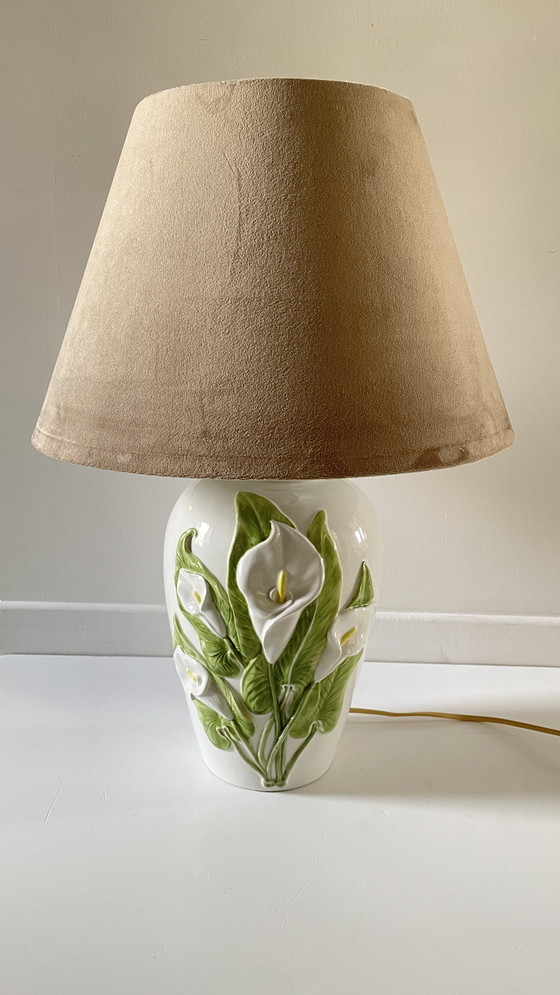 Image 1 of Lampada in ceramica italiana con fiori di arum