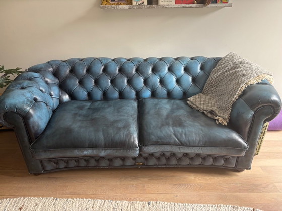 Image 1 of Divano Chesterfield a 2 posti