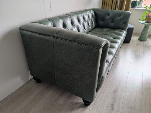 Chesterfield Parlamentsgebäude mit 3 Sitzen