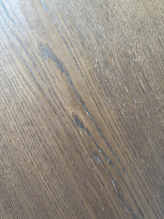 Image 1 of Table ronde Madrid BoConcept