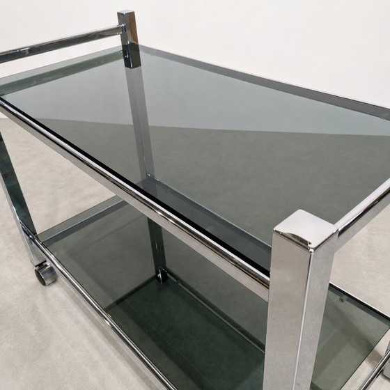Image 1 of Vintage chromen trolley met planken van rookglas.