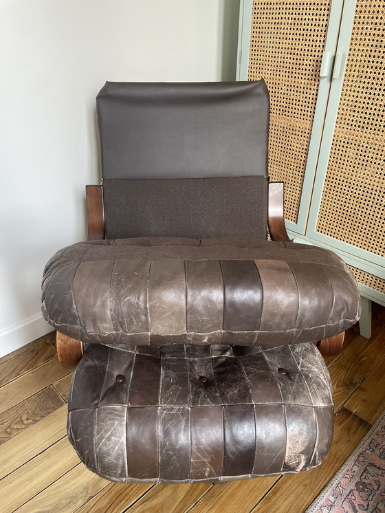 Image 1 of Fauteuil Scandinave 1970 Bois Laminé Courbé Assise en Cuir