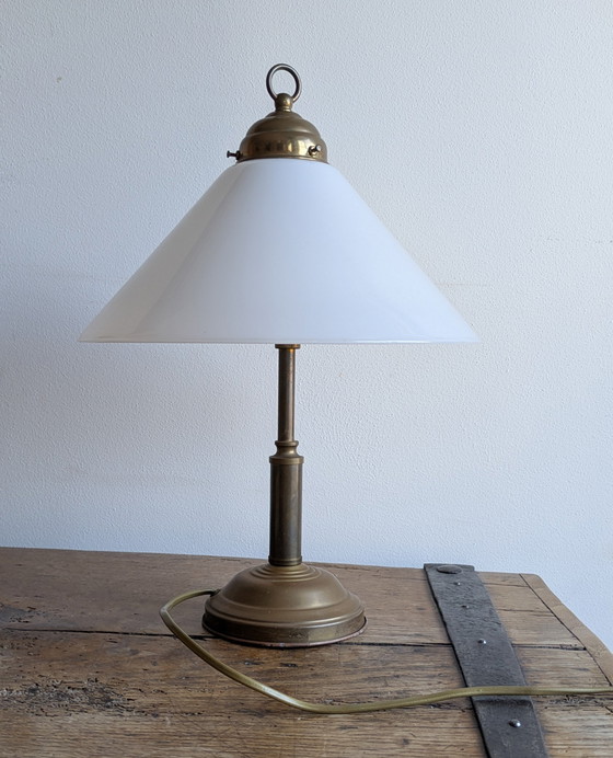 Image 1 of Lampada da tavolo Art Déco in ottone opalino