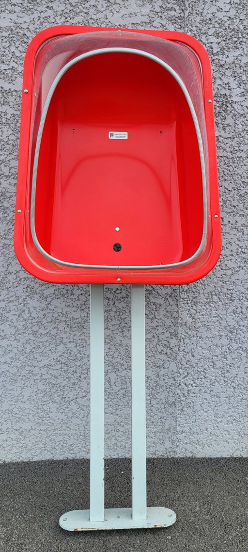 Pil-telefooncel op een standaard