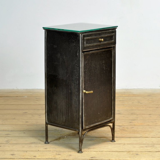 Image 1 of Set nightstands, 1900’s