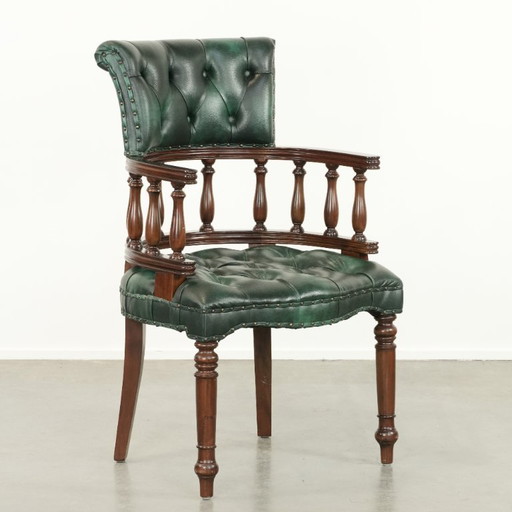 Silla de escritorio/silla auxiliar Chesterfield de piel de vaca con estampado de llamas verdes, estilo inglés.