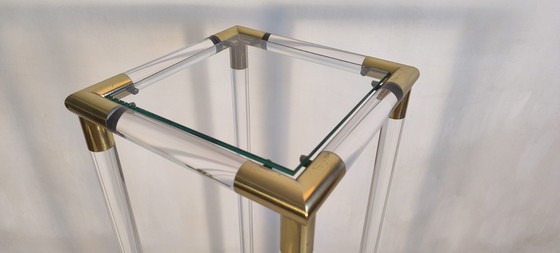 Image 1 of 😍✨ Excepcional soporte de columna de Charles Hollis Jones en Lucite y latón, década de 1970 ✨😍