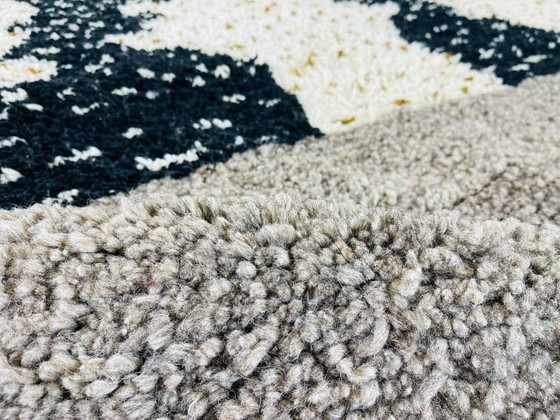 Image 1 of High-quality, traditional, handcrafted Beni Ouraine Berber rug, size 3/4 m