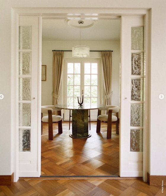 Image 1 of Round dining table green marble