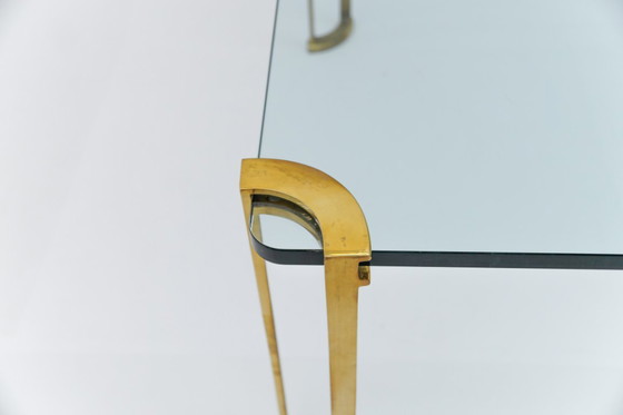 Image 1 of Tavolino da caffè vintage in ottone e vetro attribuito a Peter Ghyczy, anni '70