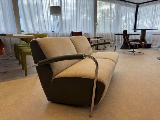 Image 1 of Sofá Leolux Scylla de 2,5 plazas. Diseño: Gerard Vollenbrock. Fabricado en tela combinada con piel.