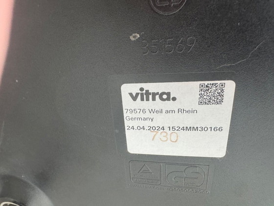 Image 1 of 4 x Vitra DSR stoelen