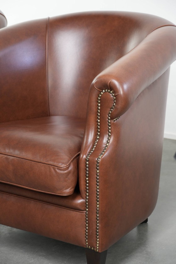 Image 1 of 2 poltrone club in stile inglese, belle e comode, in pelle di vacchetta color cognac.