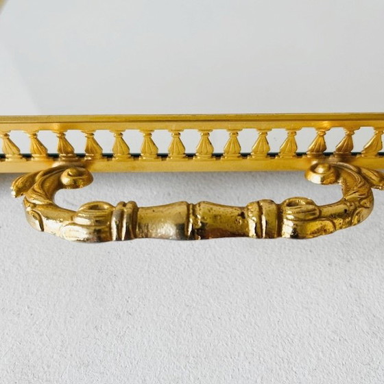 Image 1 of Vassoio italiano di metà secolo Hollywood Regency in ottone specchio vetro