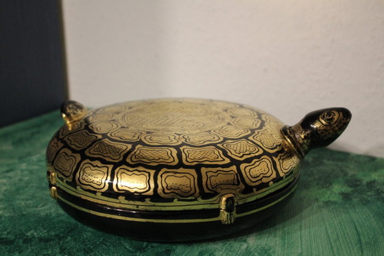 Image 1 of Antike Lackdose Schildkröte Holzschatulle Schmuckdose handbemalt