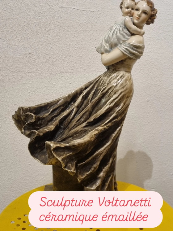 Image 1 of Escultura Madre e hijo de A. Voltanetti para Capodimonte