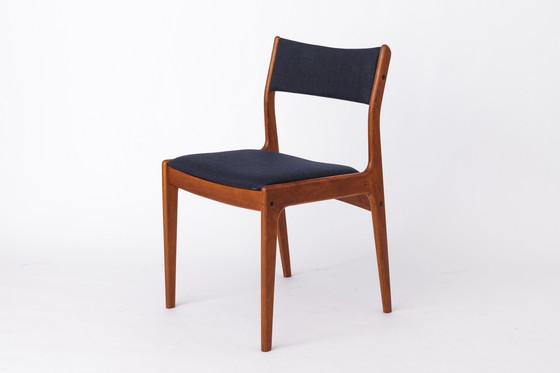 Image 1 of Ensemble de 4 chaises en teck danoises d'époque | Johannes Andersen | Idum Møbelfabrik | 1960s