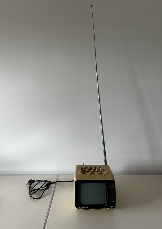 Image 1 of  Tele Star 4004 Vintage Portable Mini TV | USSR jaren ’80