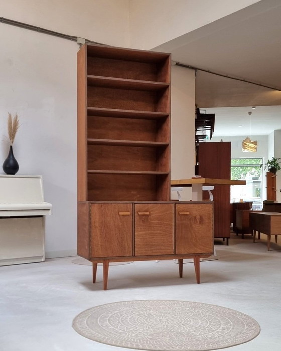 Image 1 of Elvan Highboard