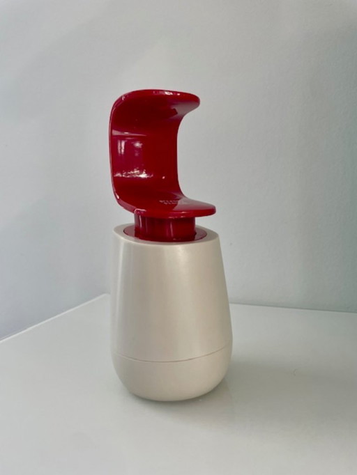 Design soap dispenser Joseph Joseph C-Pump classic