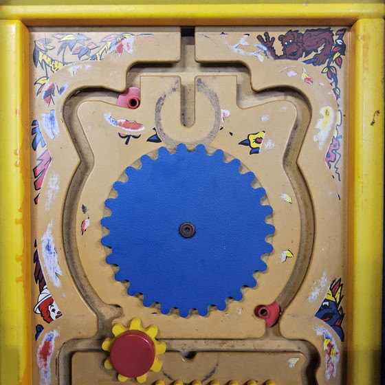 Image 1 of Pannello da parete in legno vintage con gioco McDonald's e specchio ridente